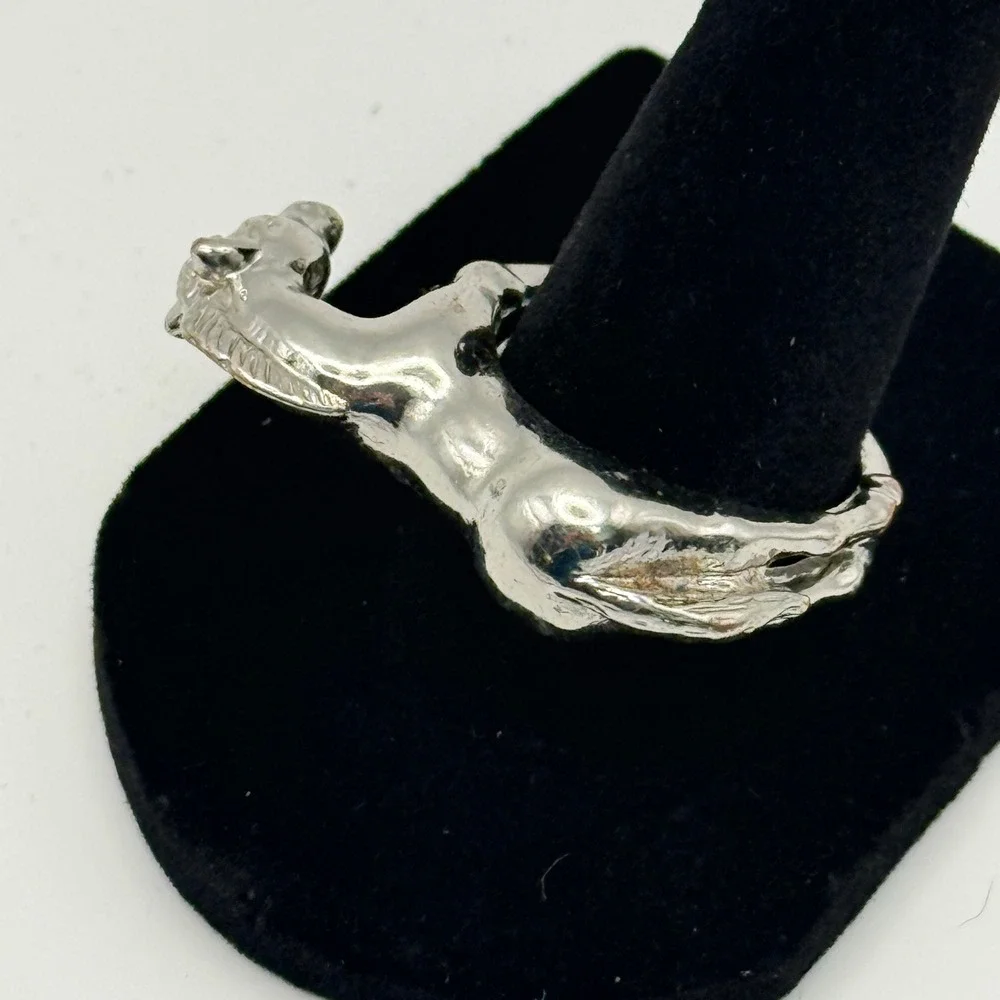 Vintage Horse Ring Silver Tone Equestrian Animal Statement Ring Size 9 Unmarked